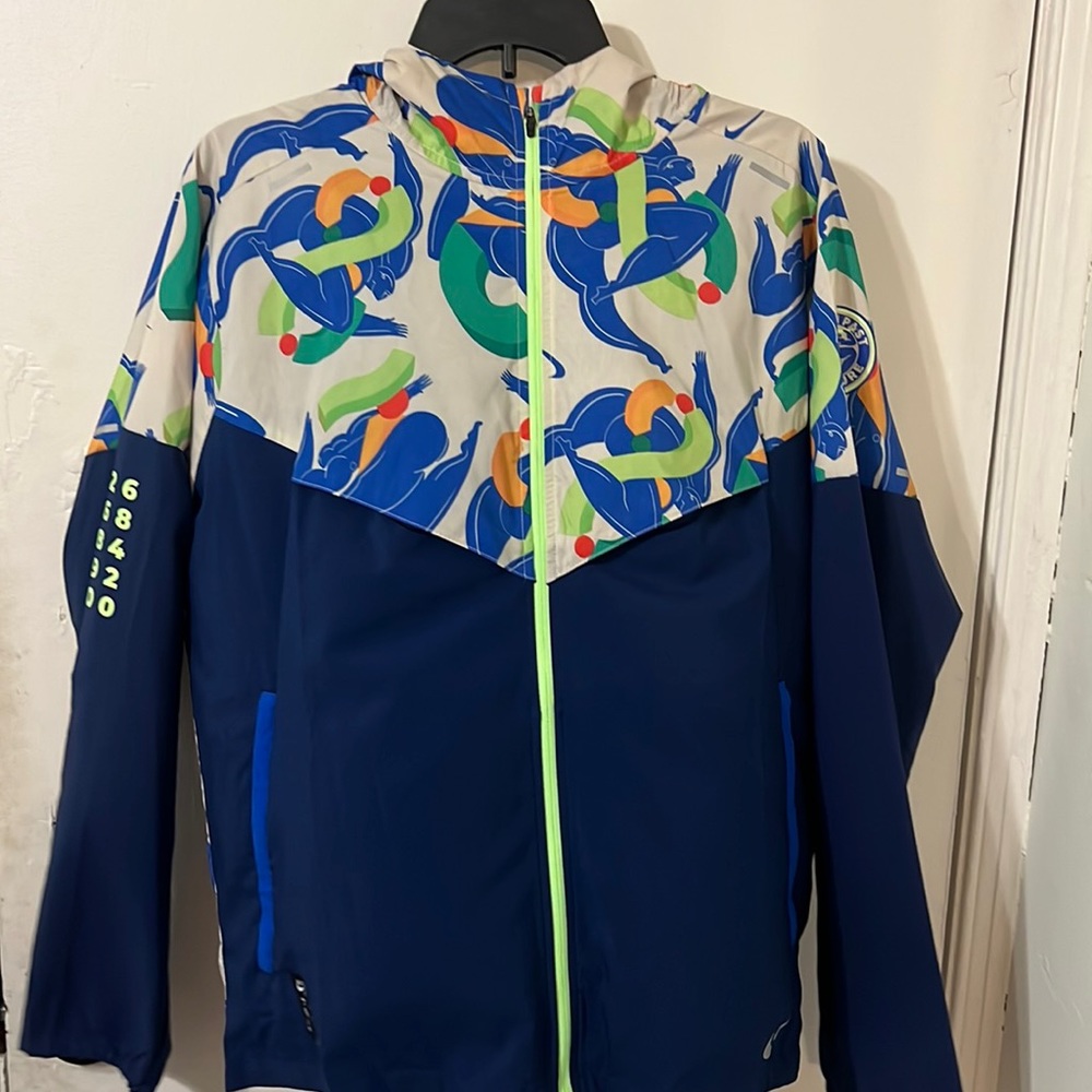 Nike windbreaker